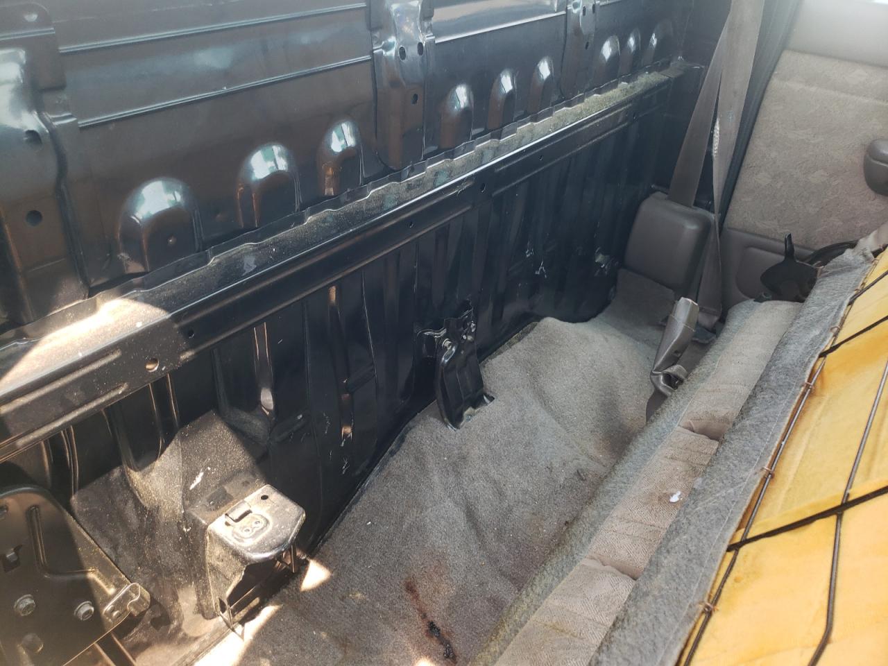 2000 Toyota Tacoma VIN: 4TANL42N9YZ587511 Lot: 65529394