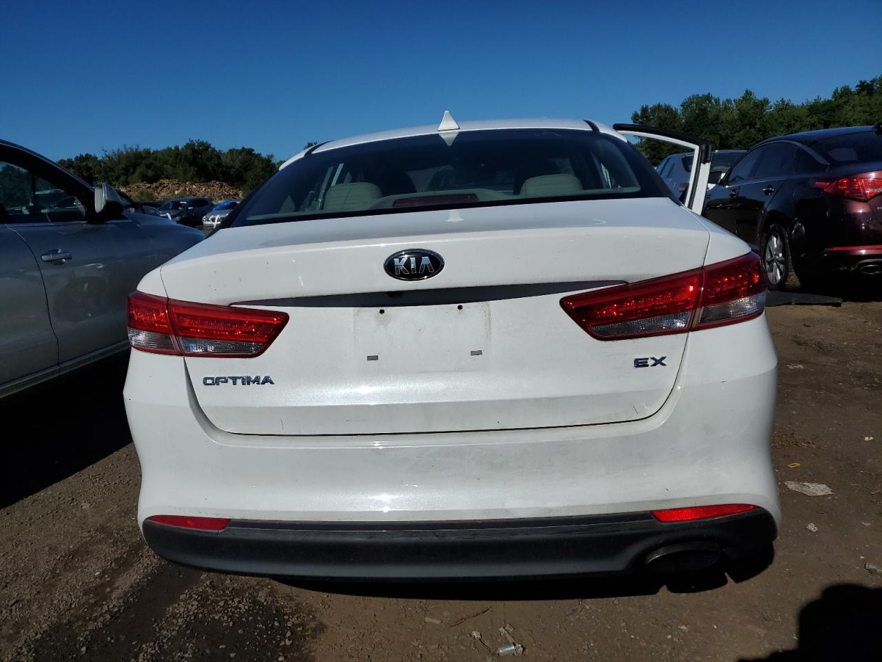 2016 Kia Optima Ex VIN: 5XXGU4L30GG107431 Lot: 67082664