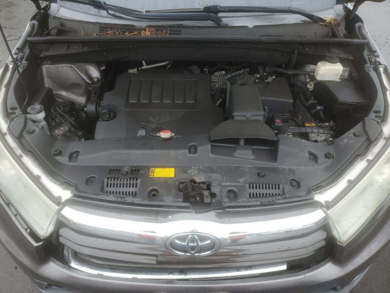 2015 Toyota Highlander Le VIN: 5TDBKRFH1FS210004 Lot: 66324484