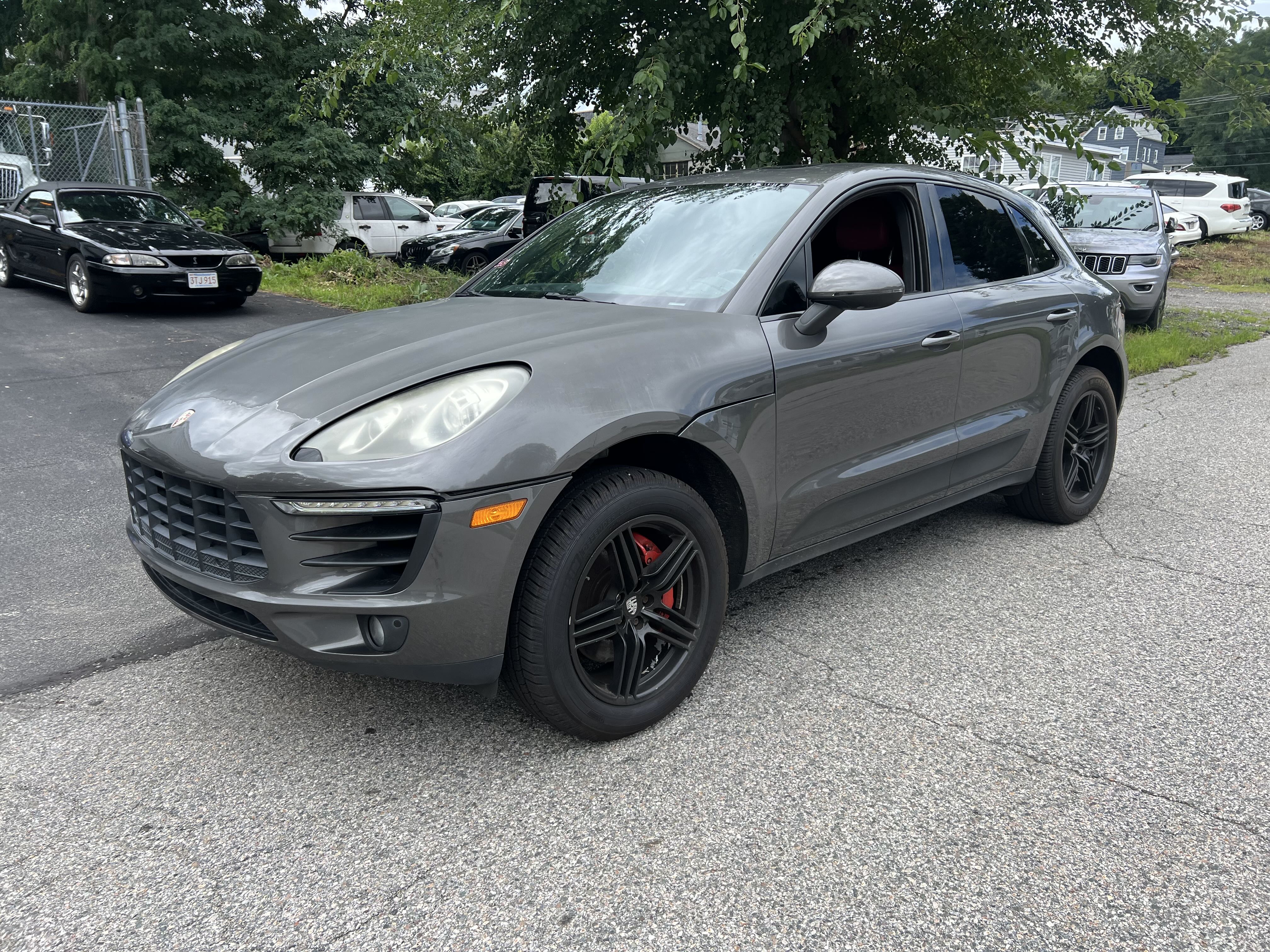 2015 Porsche Macan S vin: WP1AB2A51FLB64836