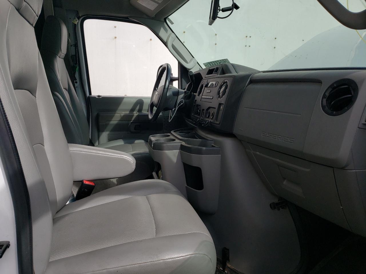 2019 Ford Econoline E450 Super Duty Cutaway Van VIN: 1FDXE4FSXKDC33438 Lot: 59511114