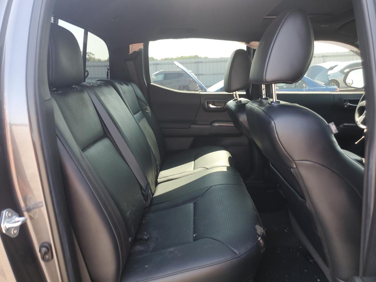 2022 Toyota Tacoma Double Cab VIN: 3TYCZ5AN2NT100748 Lot: 66853394