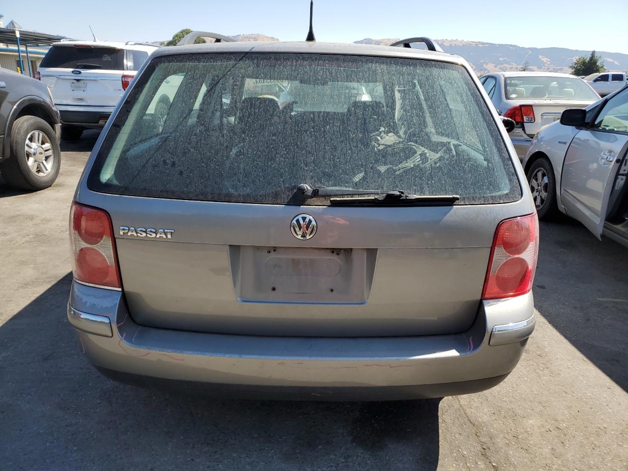 WVWVD63B94E023098 2004 Volkswagen Passat Gls