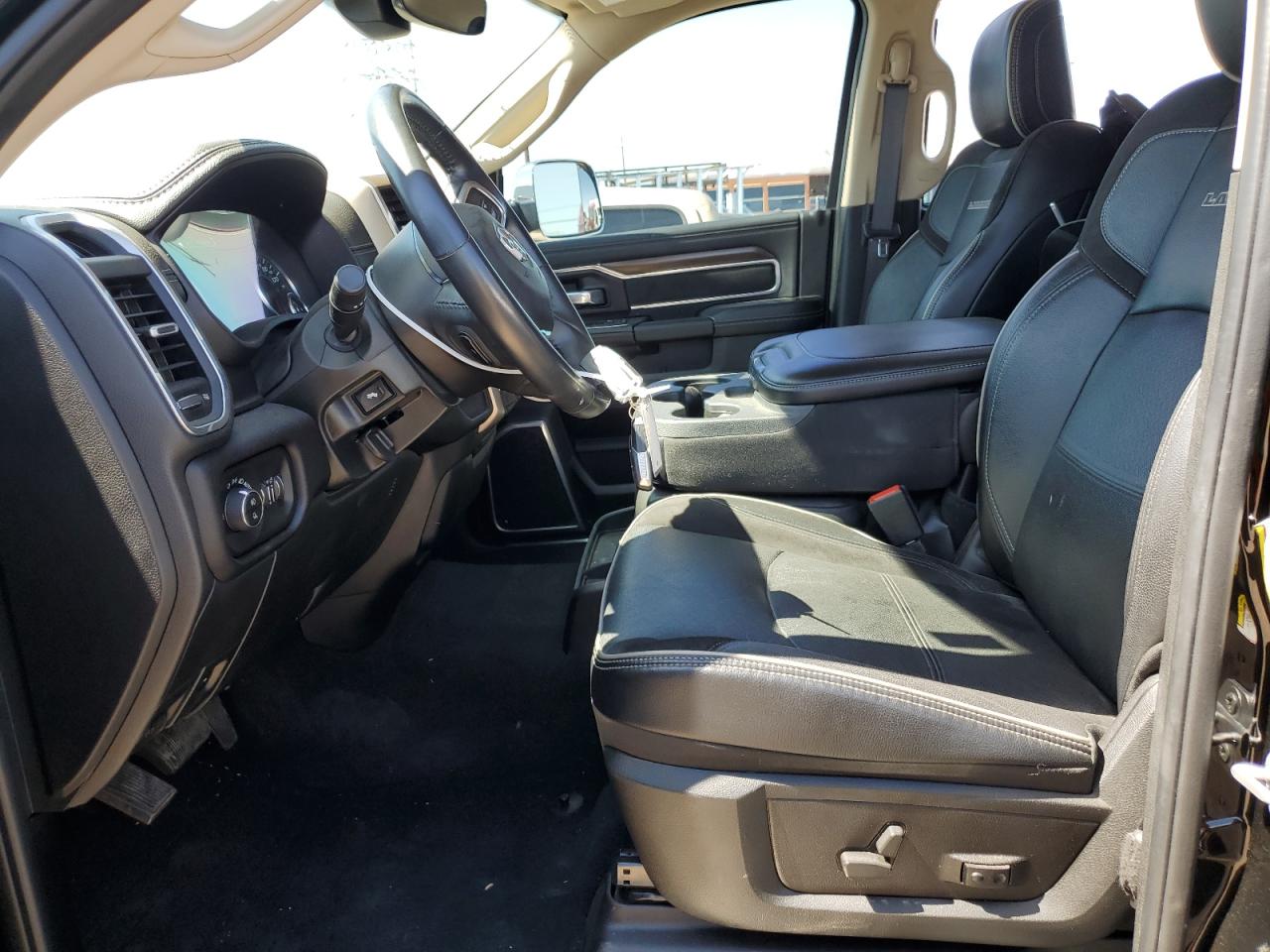 2022 Ram 2500 Laramie VIN: 3C6UR5FL3NG325886 Lot: 64099444