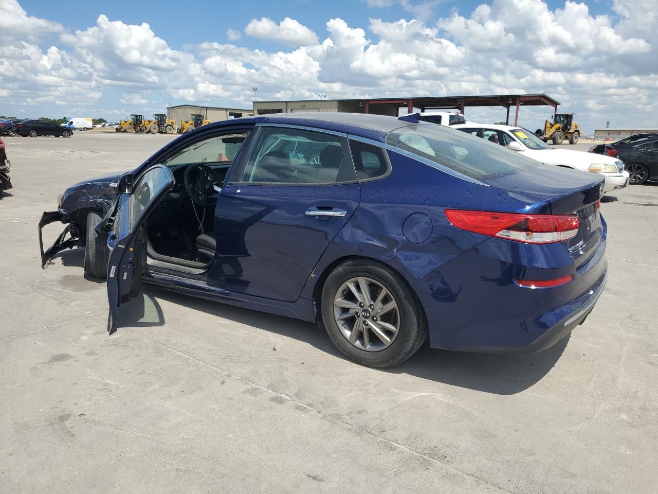2020 Kia Optima - Image 2