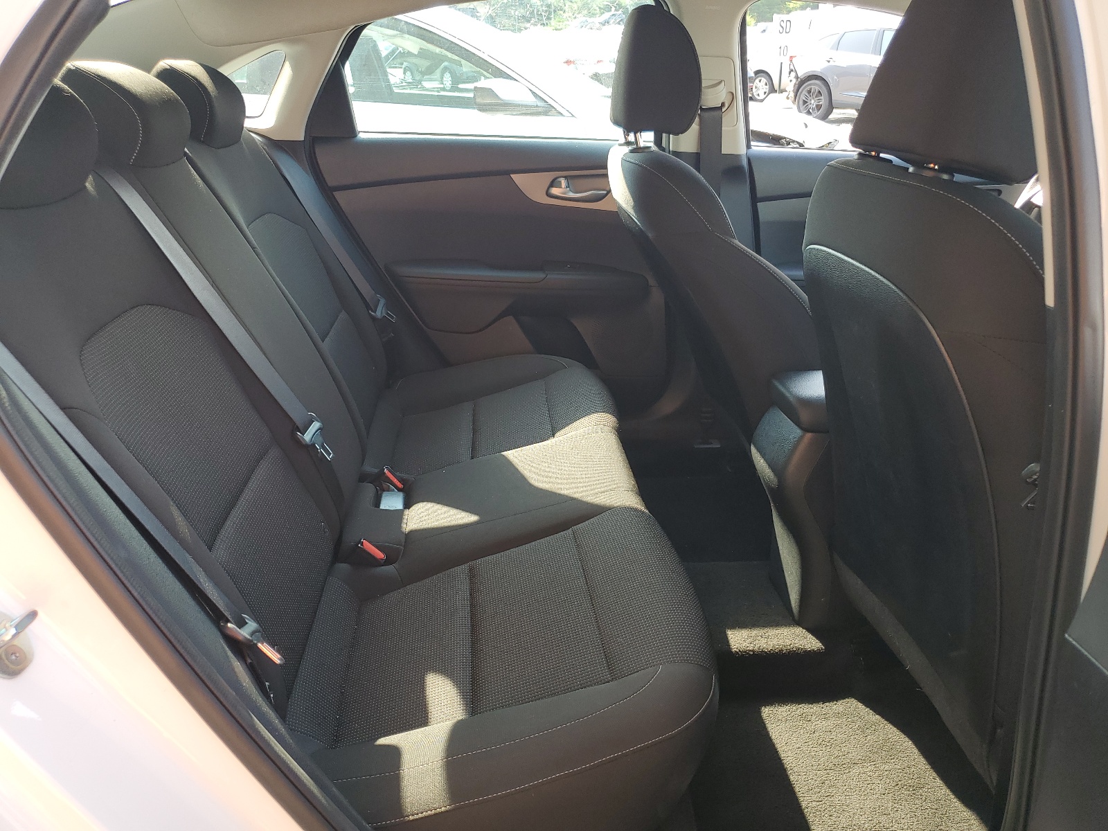 3KPF24AD2ME354497 2021 Kia Forte Fe