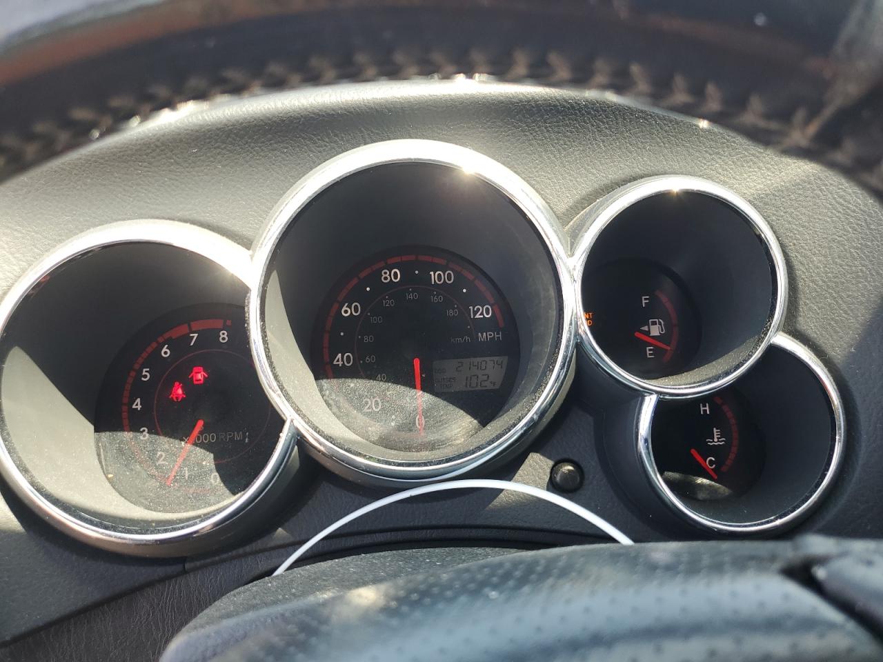 2005 Toyota Corolla Matrix Xr VIN: 2T1KR32E35C472196 Lot: 64064524