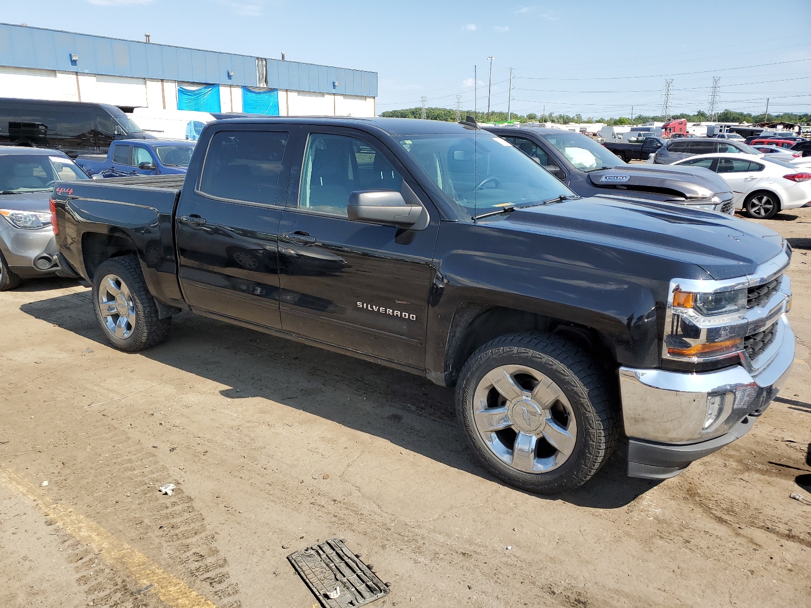 3GCUKRER2JG330534 2018 Chevrolet Silverado K1500 Lt