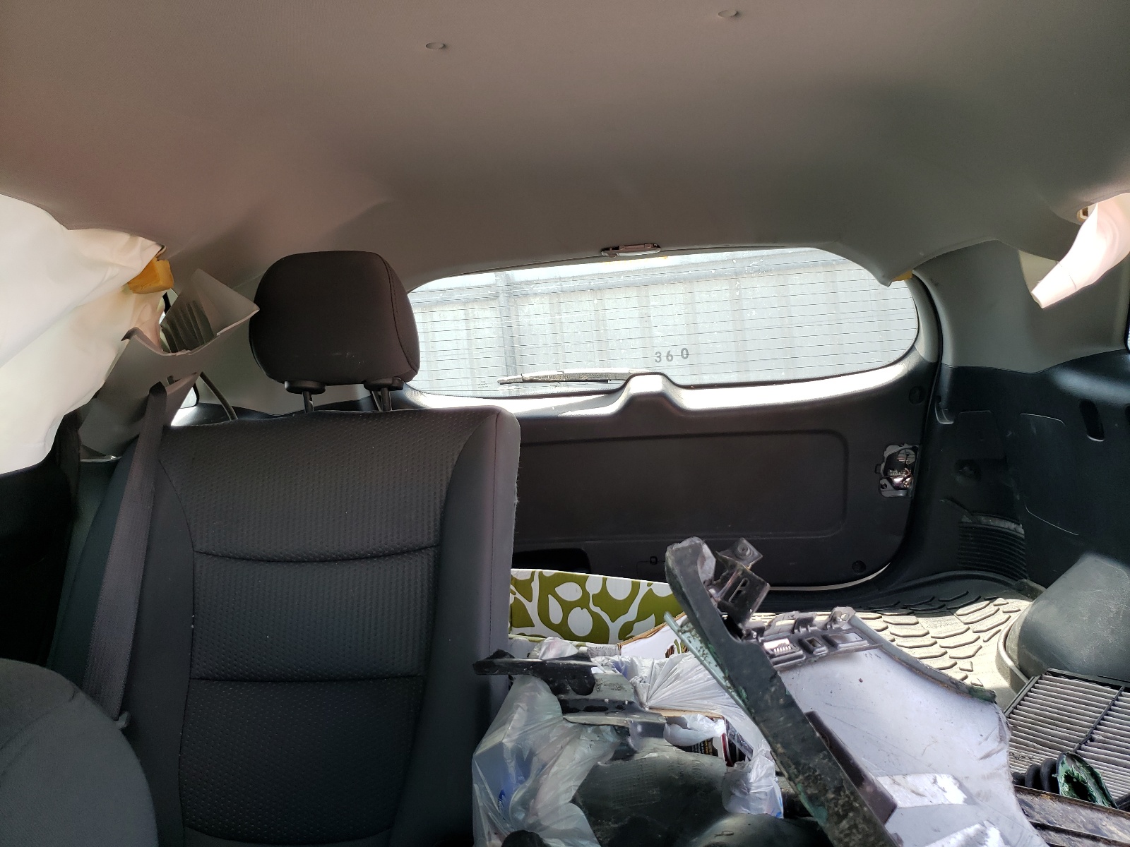 5XYKT3A63CG215164 2012 Kia Sorento Base