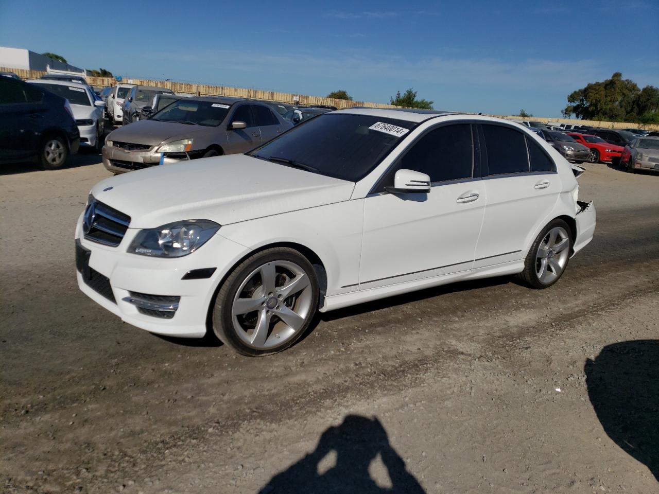 VIN WDDGF5HB4EA942494 2014 MERCEDES-BENZ C-CLASS no.1