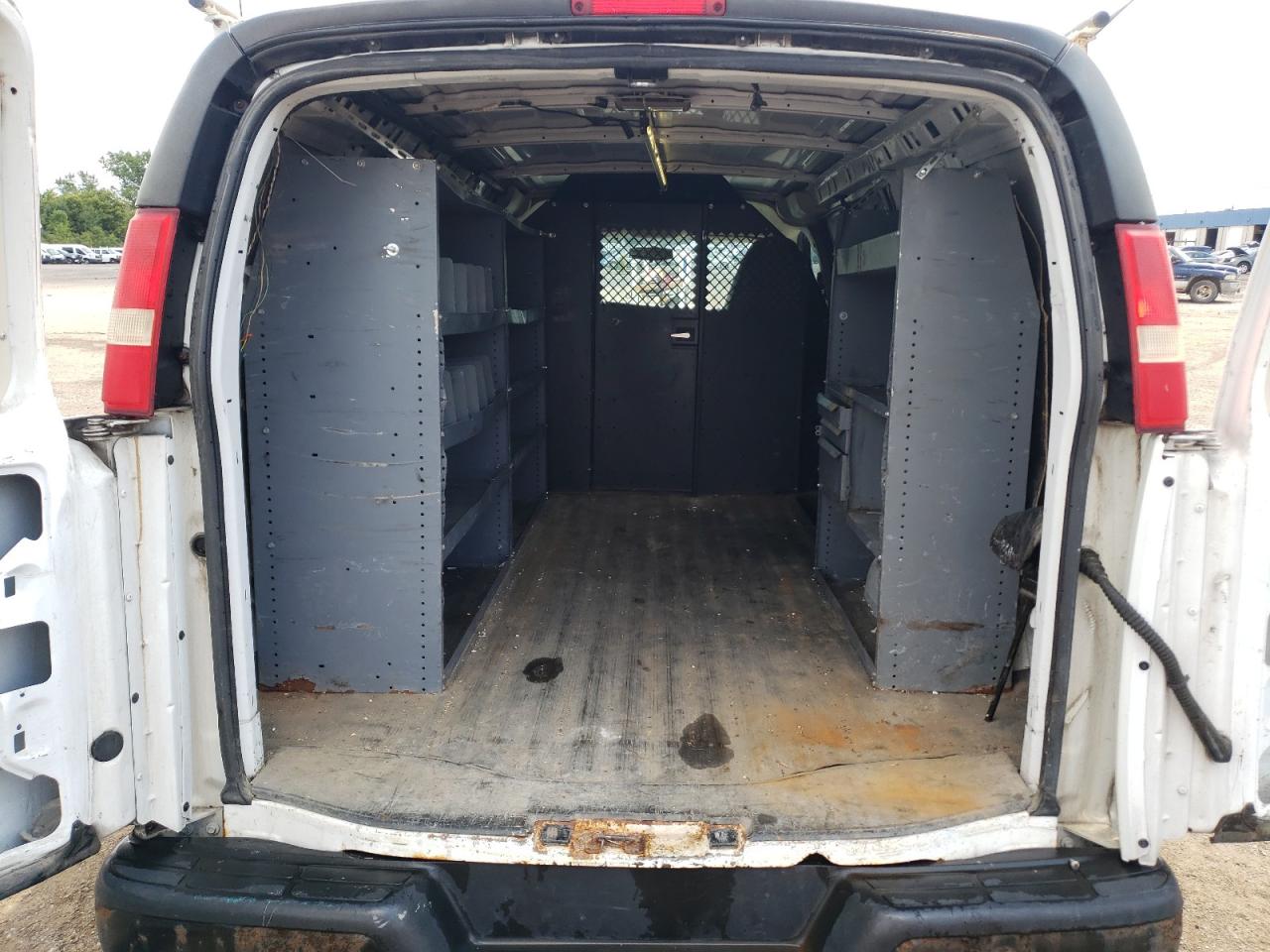 2013 Chevrolet Express G2500 VIN: 1GCWGFFA0D1140137 Lot: 66958574