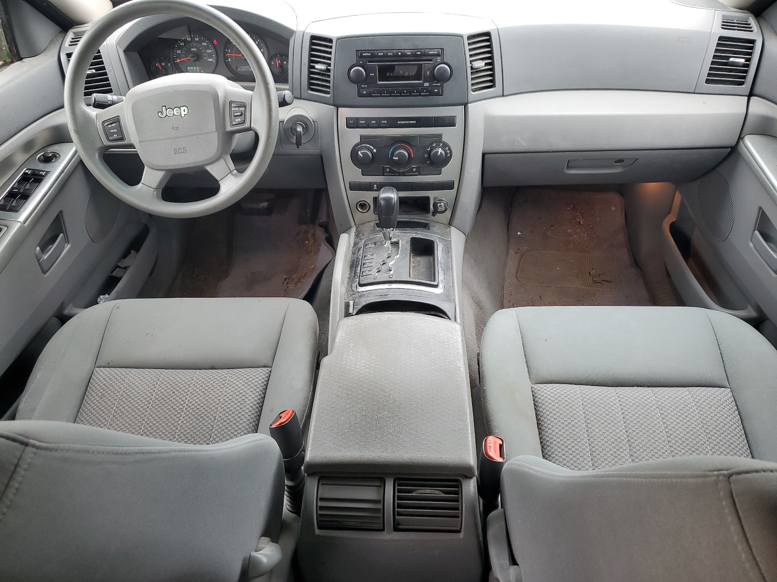 1J4GR48K85C509674 2005 Jeep Grand Cherokee Laredo