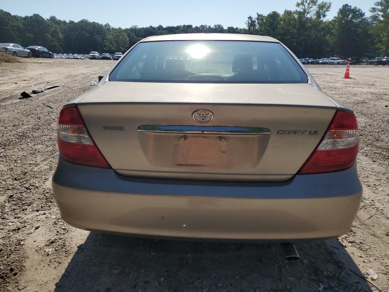 2003 Toyota Camry Le VIN: 4T1BE32K03U758830 Lot: 67075784