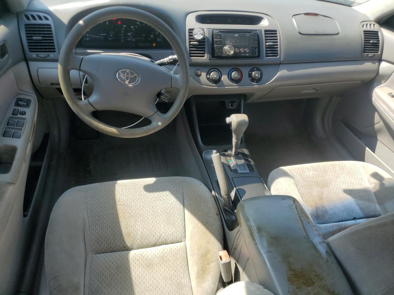 2002 Toyota Camry Le VIN: 4T1BE32K32U548513 Lot: 68429574