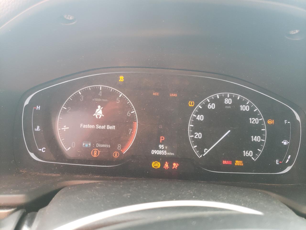 1HGCV1F19JA090945 2018 Honda Accord Lx