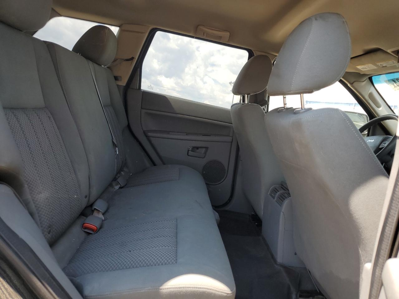 2005 Jeep Grand Cherokee Laredo VIN: 1J4GR48K35C571290 Lot: 65813724