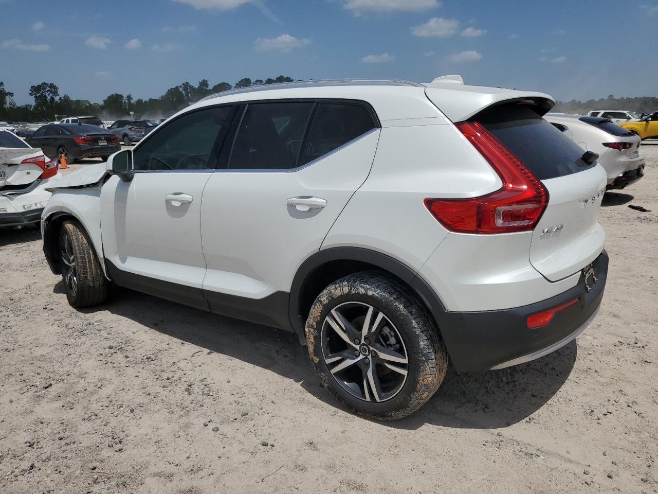 2023 Volvo Xc40 Plus VIN: YV4L12UEXP2086022 Lot: 65774984