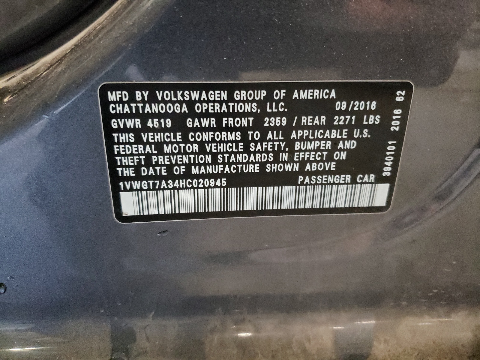 1VWGT7A34HC020945 2017 Volkswagen Passat Se