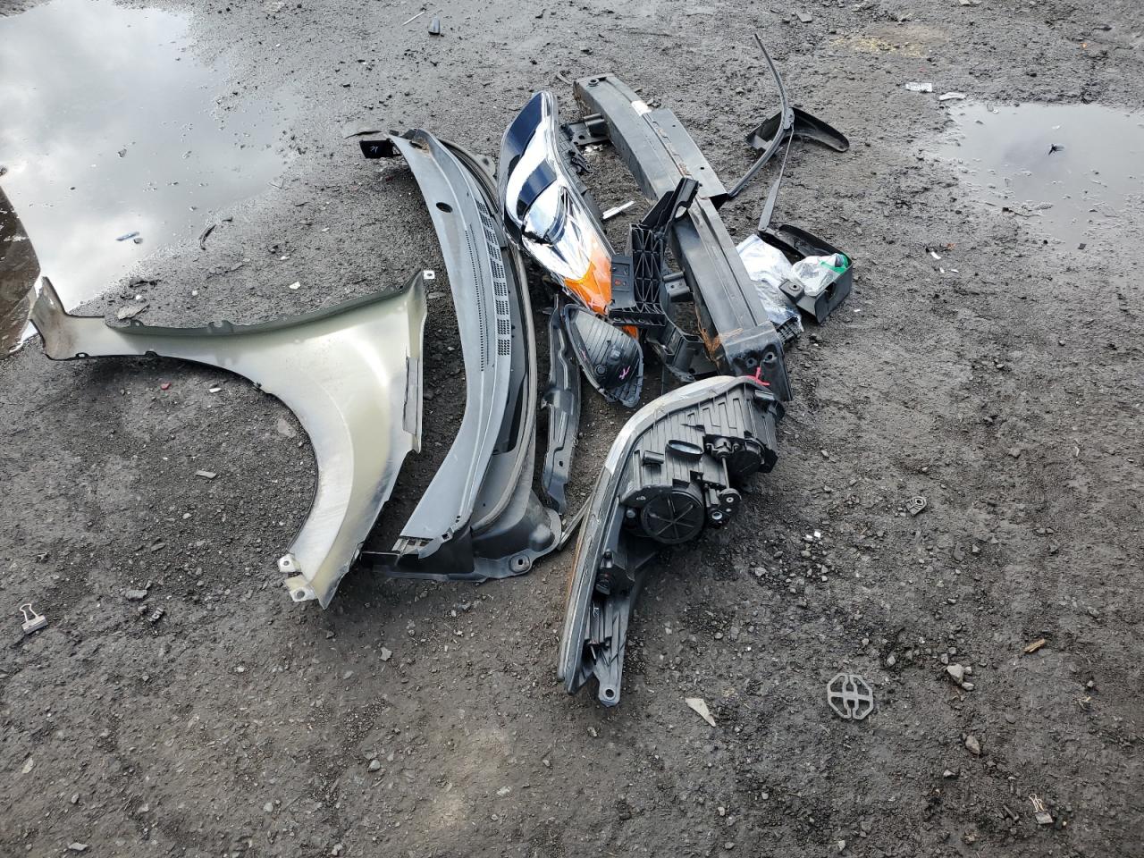 2013 Hyundai Elantra Gls VIN: 5NPDH4AE3DH415432 Lot: 65969344