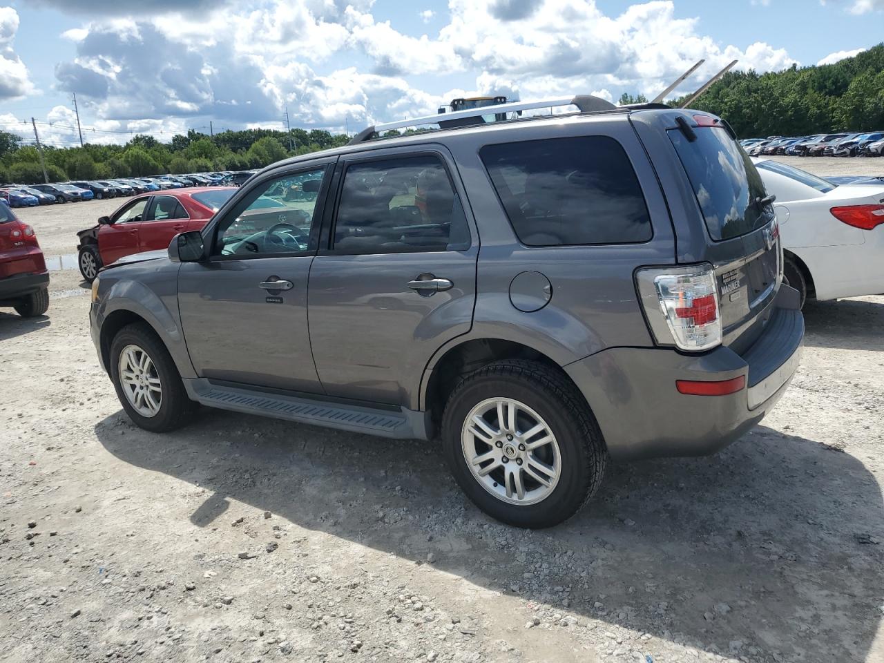 2011 Mercury Mariner - Image 2