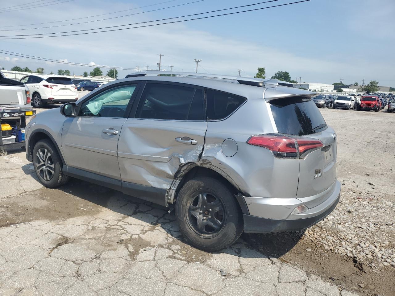 2T3BFREV0GW424364 2016 TOYOTA RAV 4 - Image 2