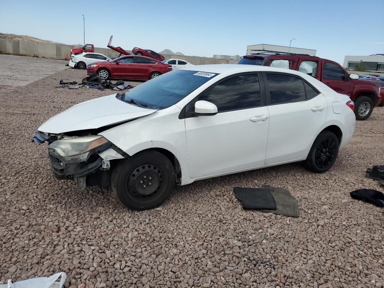 5YFBURHE2FP284828 2015 TOYOTA COROLLA - Image 1