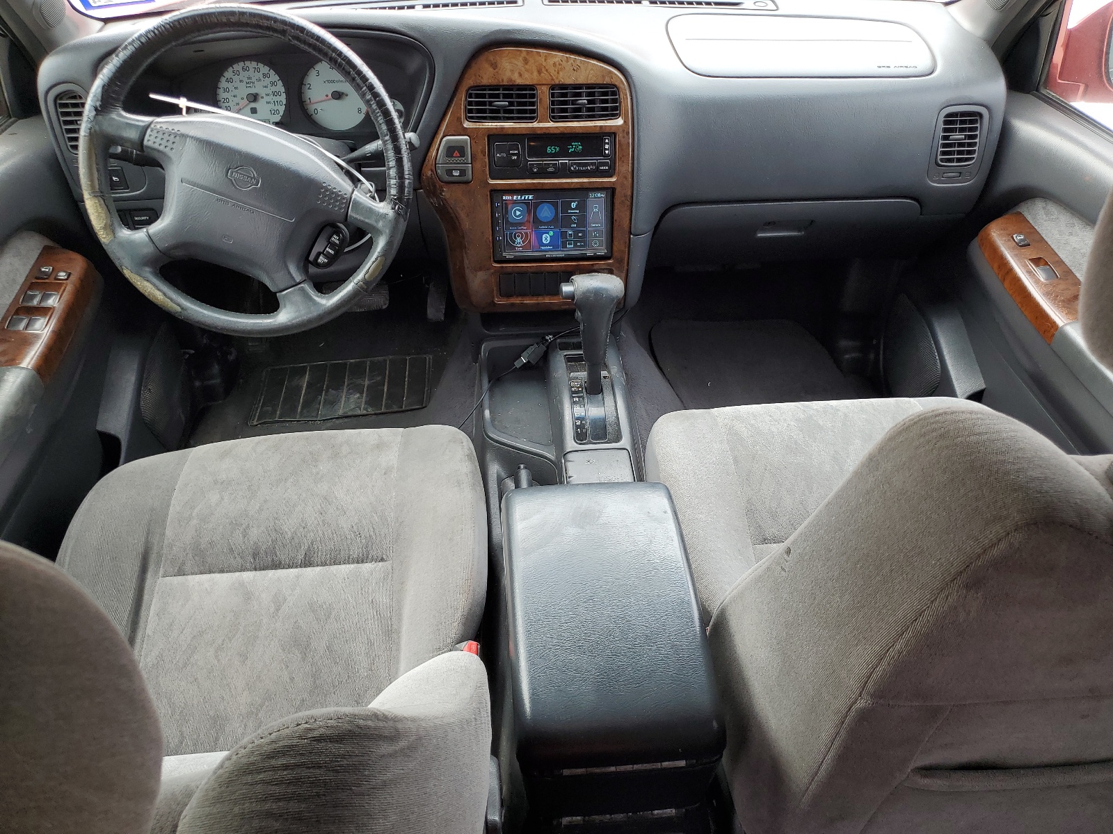 JN8AR07S0YW399703 2000 Nissan Pathfinder Le