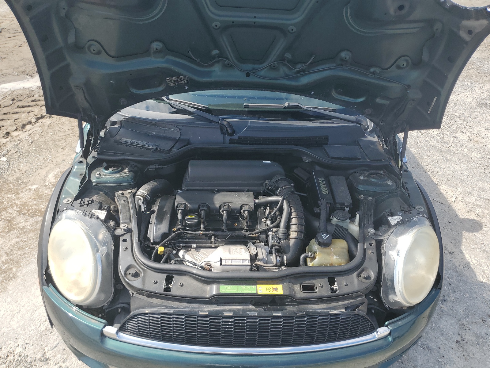 WMWMF7C59ATX45200 2010 Mini Cooper S