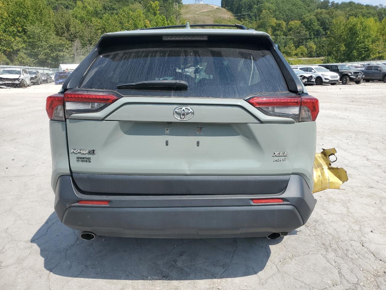 2020 Toyota Rav4 Xle Premium VIN: JTMA1RFV6LD530592 Lot: 69389244