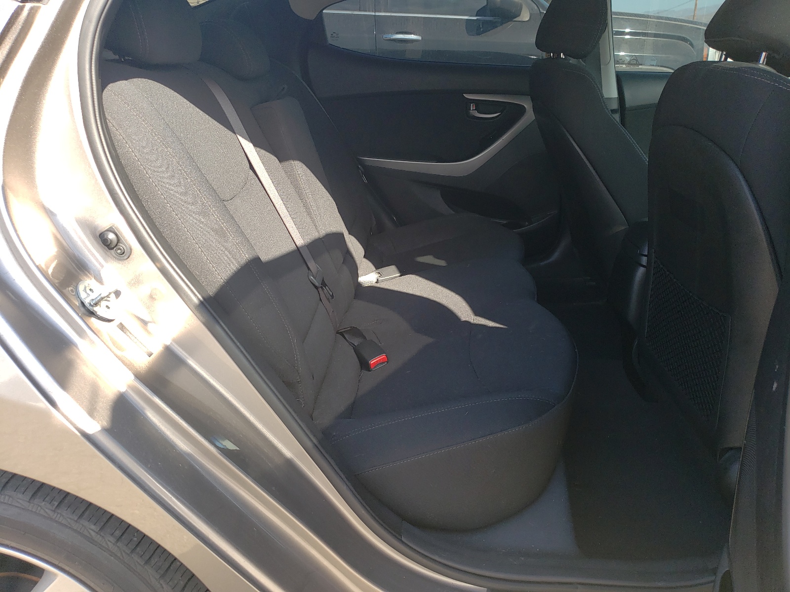 5NPDH4AE6FH561911 2015 Hyundai Elantra Se