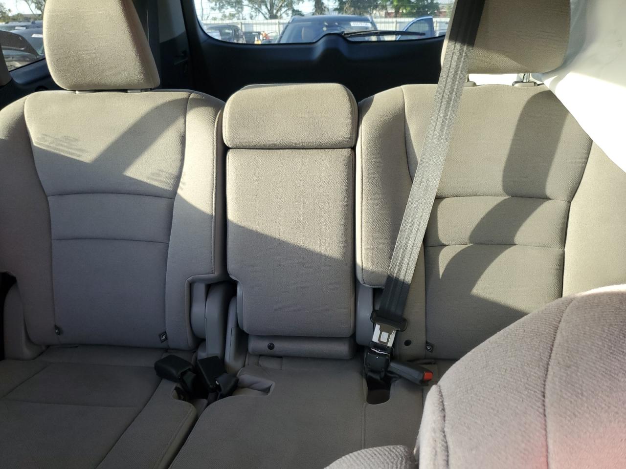 2019 Honda Pilot Lx VIN: 5FNYF5H1XKB033409 Lot: 65168484