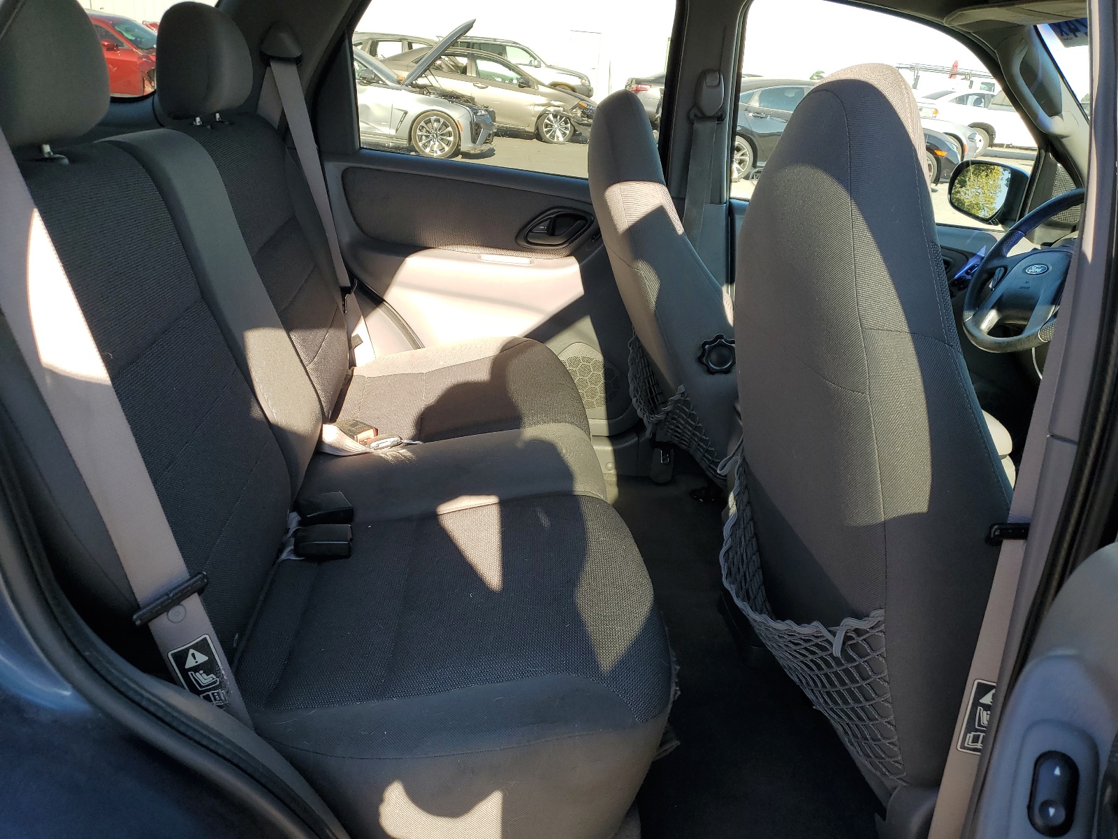 1FMYU04171KF55104 2001 Ford Escape Xlt