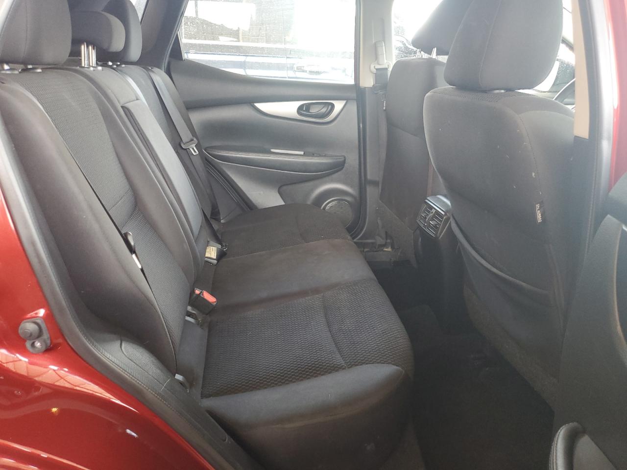 2019 Nissan Rogue - Image 11