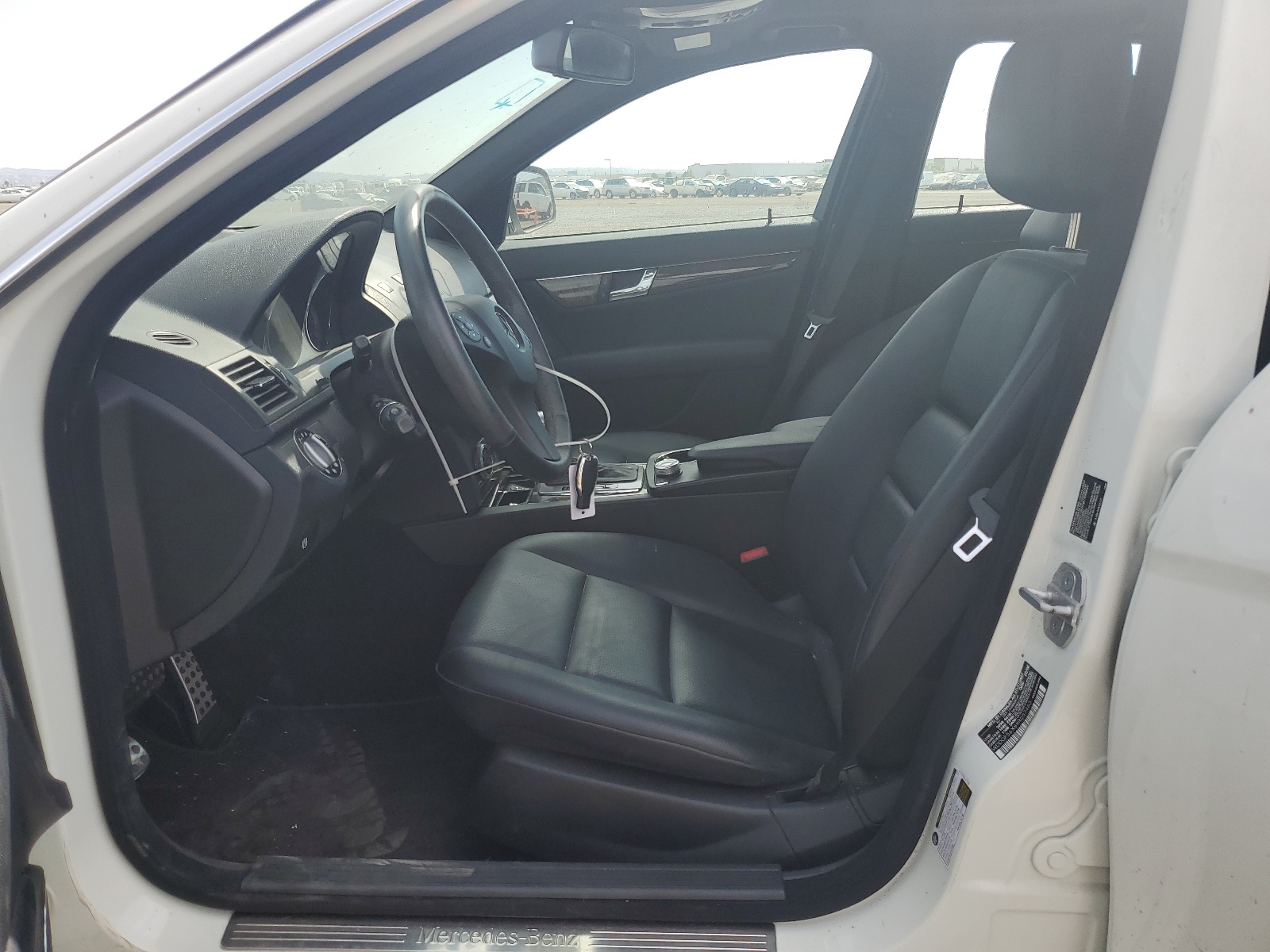 WDDGF56X89R057463 2009 Mercedes-Benz C 350