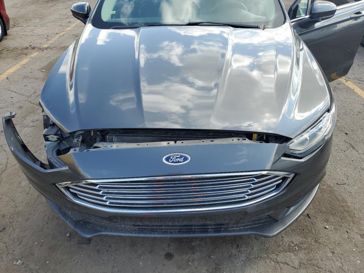 3FA6P0H7XHR405176 2017 Ford Fusion Se