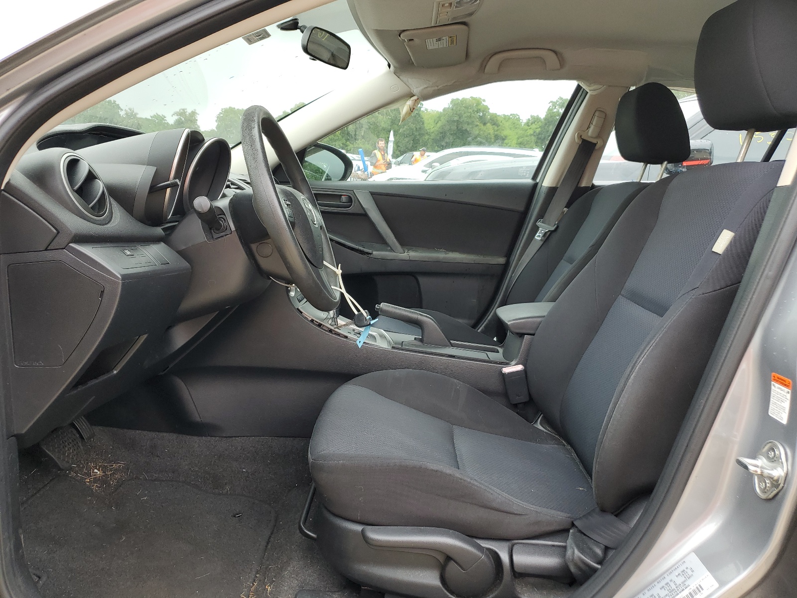 JM1BL1UFXB1422360 2011 Mazda 3 I