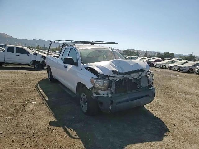 2018 Toyota Tundra Double Cab Sr VIN: 5TFTY5F10JX010135 Lot: 66381054