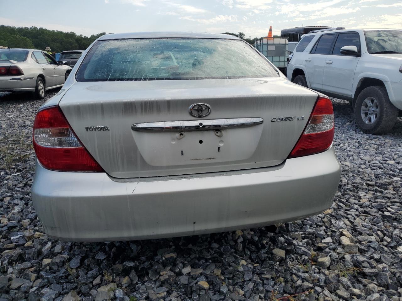 2004 Toyota Camry Le VIN: 4T1BE32K44U814110 Lot: 57828314