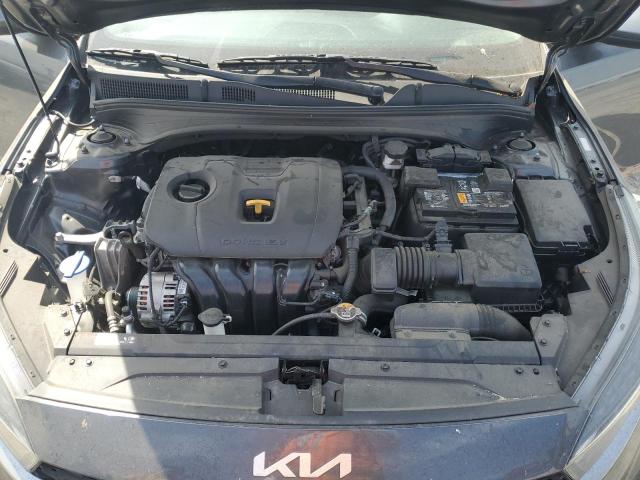 3KPF24AD1NE458867 Kia Forte FE 11