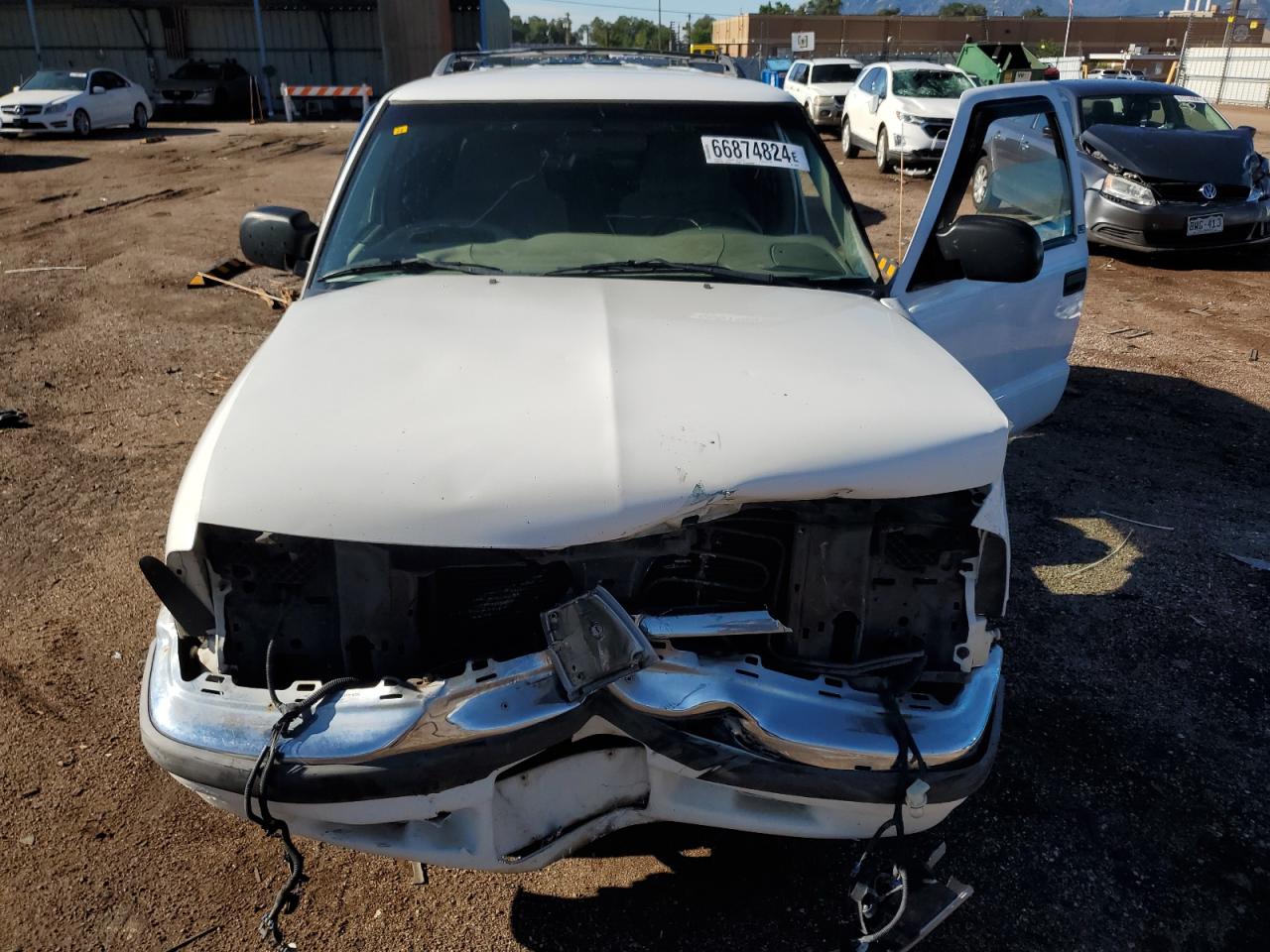 2000 Chevrolet Blazer VIN: 1GNDT13W2Y2157325 Lot: 66874824