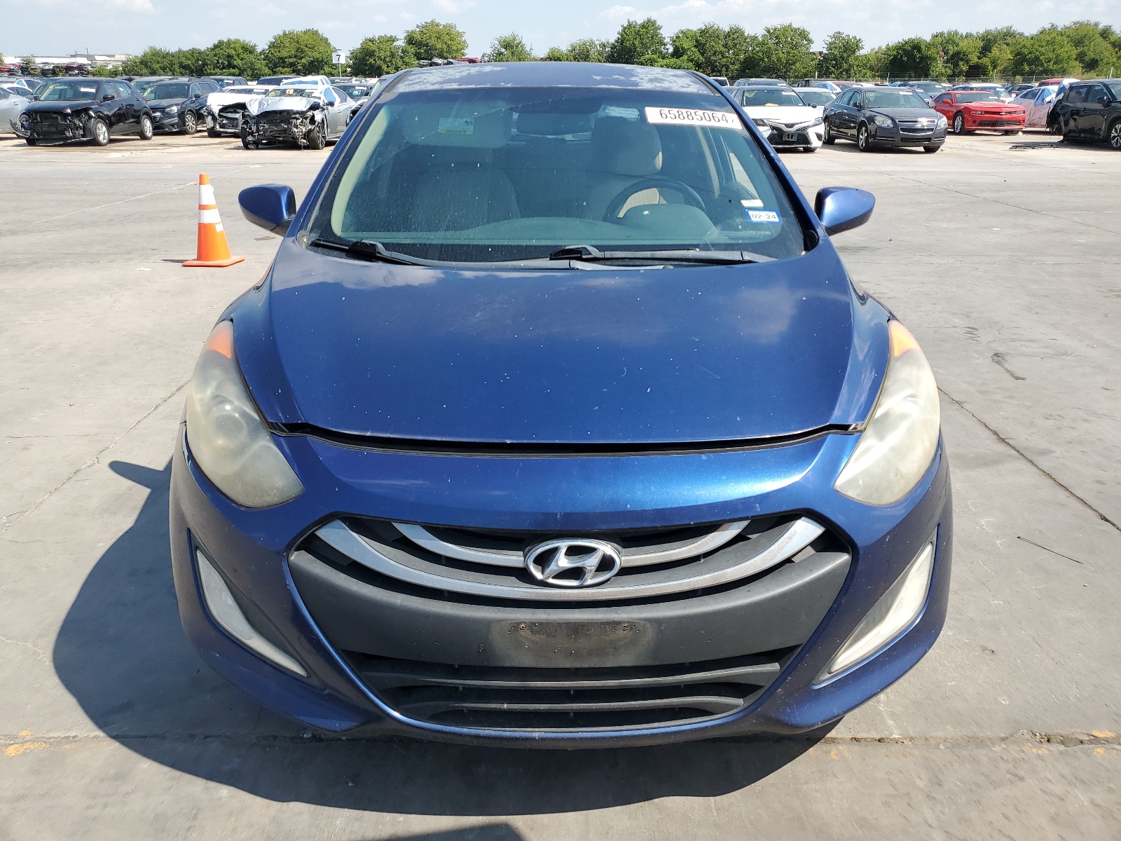 2013 Hyundai Elantra Gt vin: KMHD35LE6DU082517