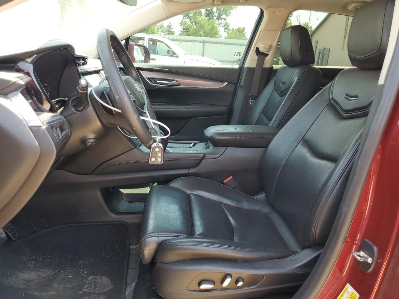 2017 Cadillac XT5 - Image 7