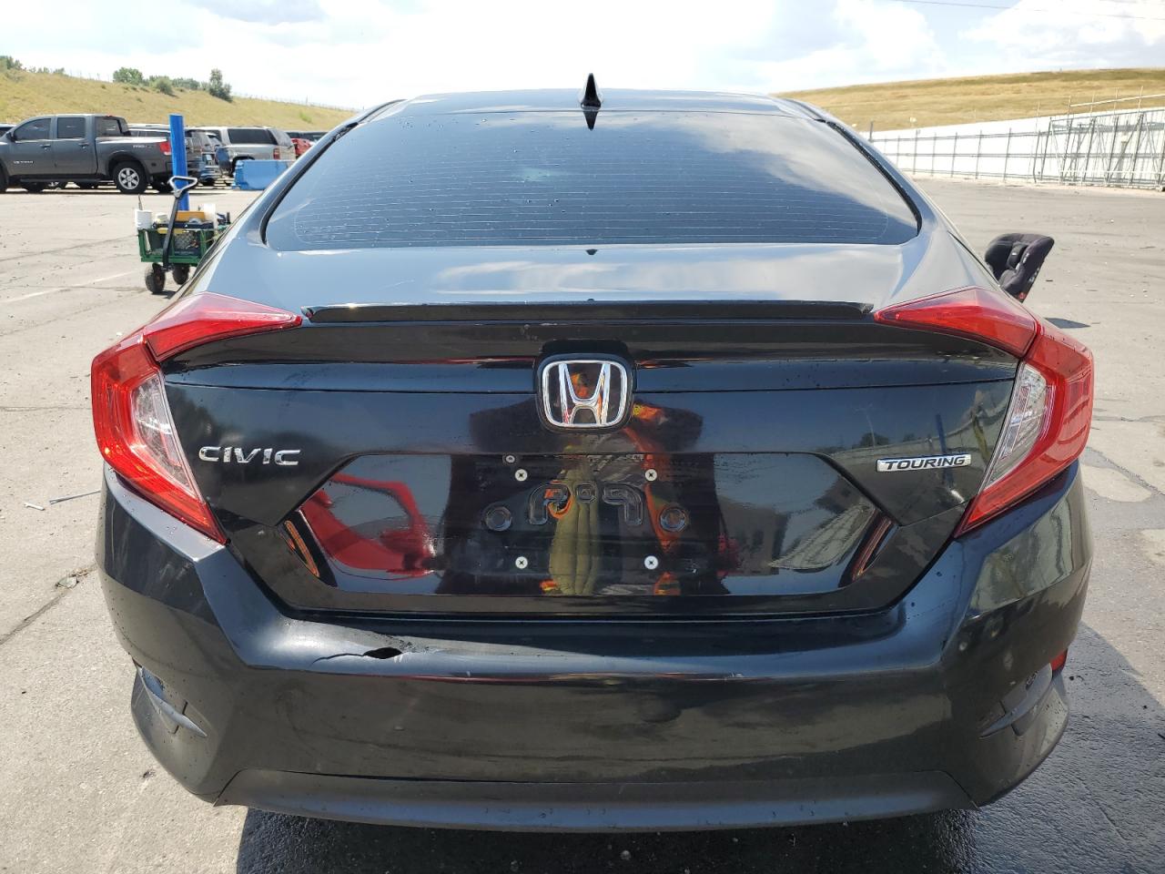 2HGFC1F96HH633205 2017 Honda Civic Touring