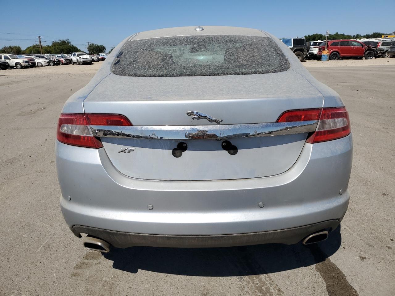 SAJWA0GB0BLR97583 2011 Jaguar Xf Premium