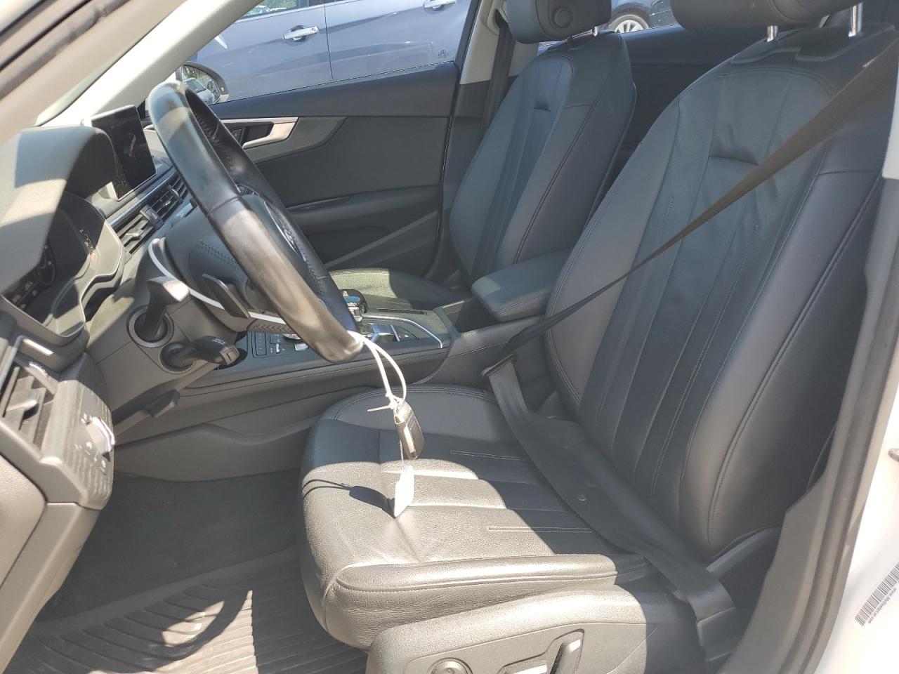 2017 Audi A4 Ultra Premium VIN: WAUKMAF4XHN055385 Lot: 65854284