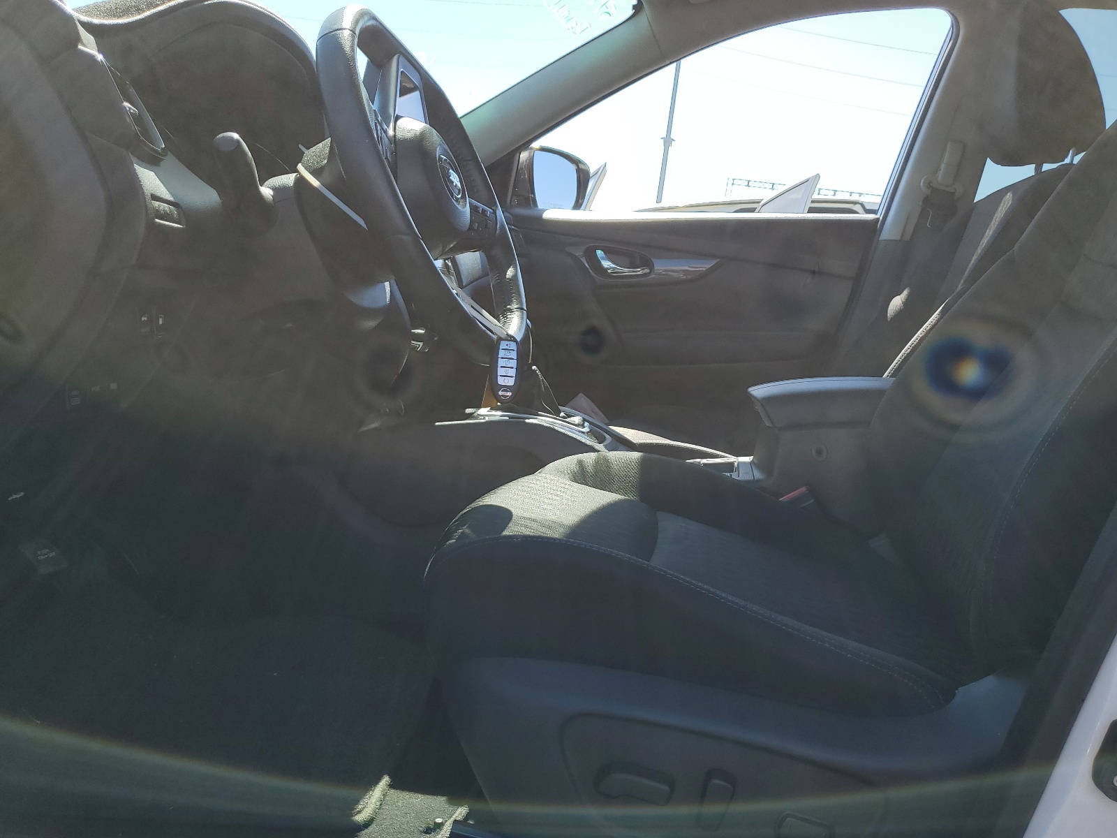 KNMAT2MV1JP558655 2018 Nissan Rogue S