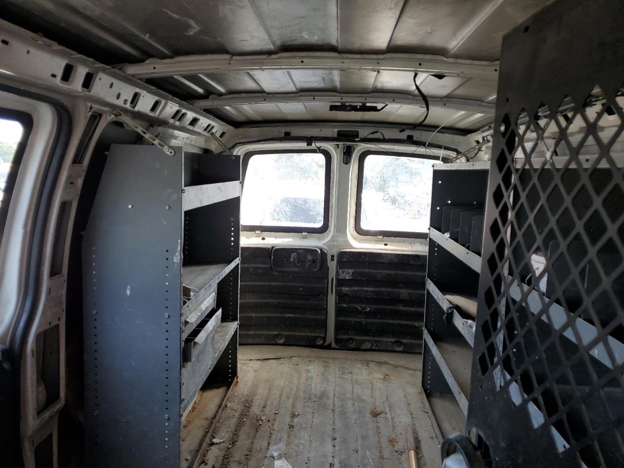 2016 Chevrolet Express G2500 VIN: 1GCWGAFF0G1165137 Lot: 66303984