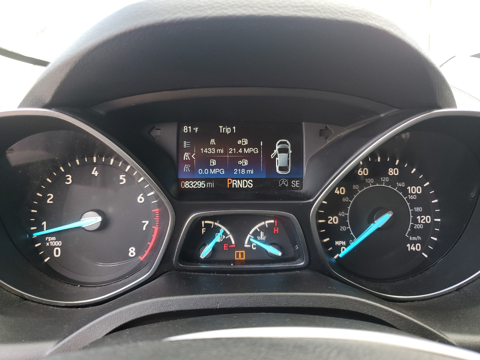 1FMCU0GD7JUA97987 2018 Ford Escape Se