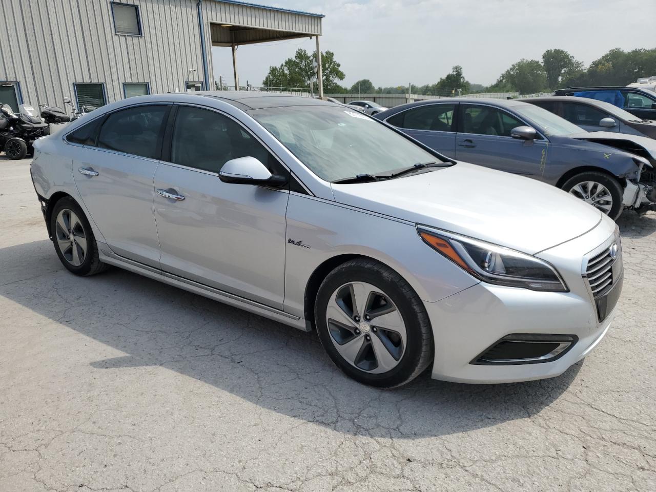 2016 Hyundai Sonata - Image 4