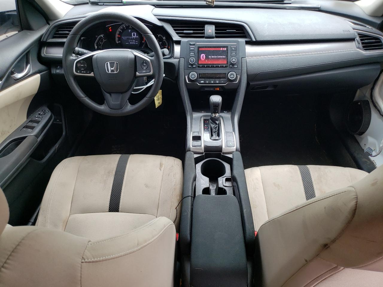 19XFC2F53JE200427 2018 Honda Civic Lx